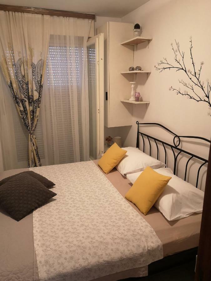 Apartman Mera Zadar Exterior photo
